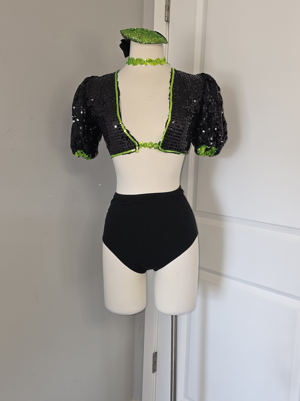 Costume Gallery Black Sequin Bolero Neon Green Trim Hat Gloves Dance Vintage